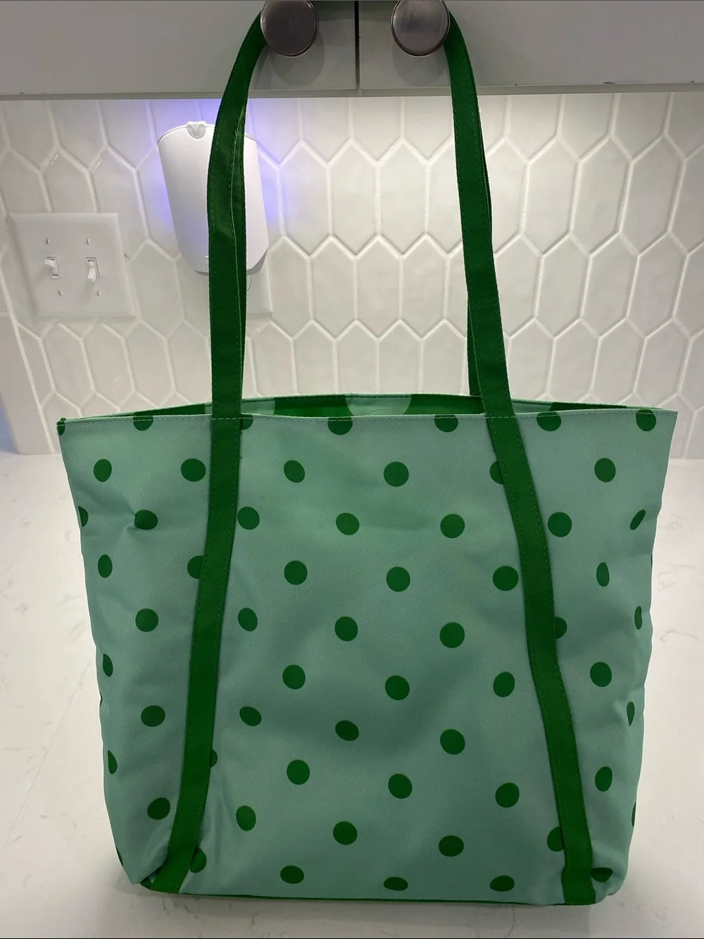 Clinique x Kate Spade New York green polka dot travel tote bag 16”x12”x3.75” NEW